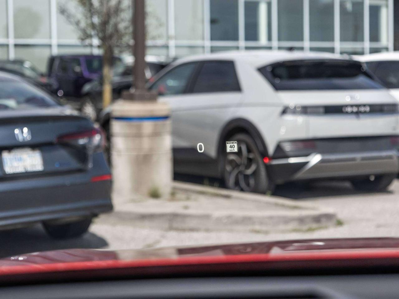 2024 Volvo XC60 ULTIMATE DARK THEME  ROOF Photo