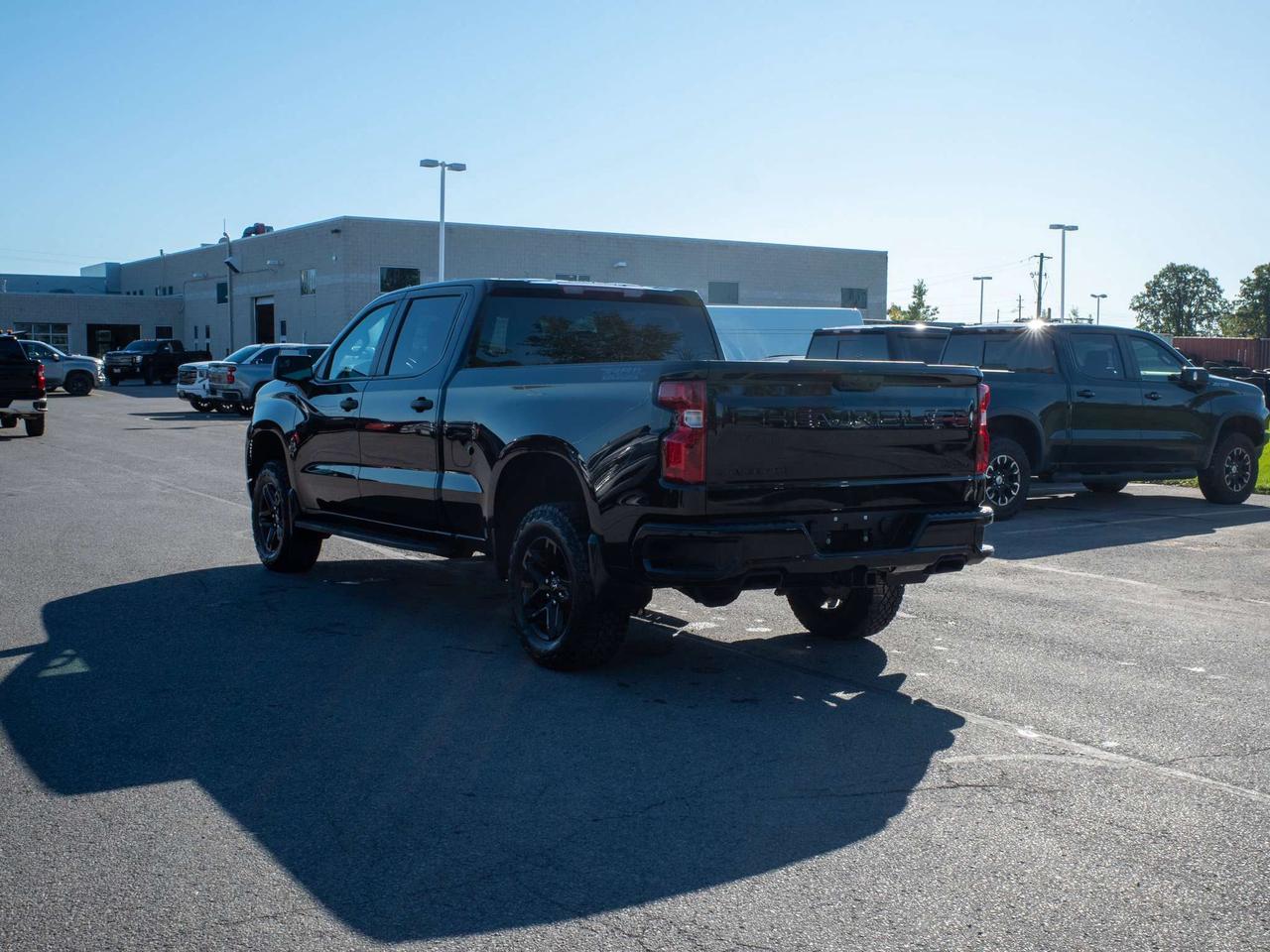 2026 Chevrolet Silverado 1500 Custom Trail Boss - Adjustable Lumbar   WiFi Hotspot Photo