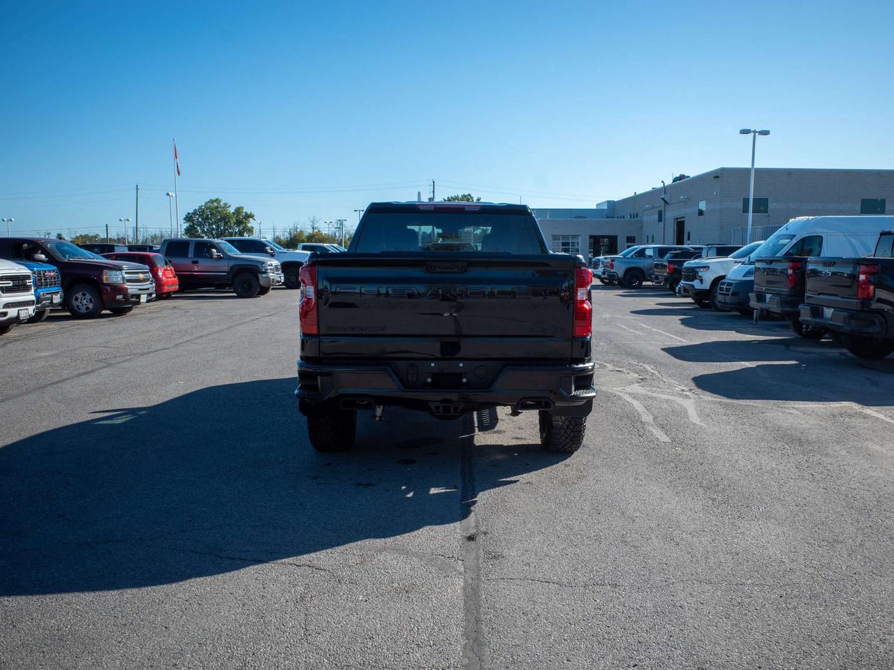 2026 Chevrolet Silverado 1500 Custom Trail Boss - Adjustable Lumbar   WiFi Hotspot Photo