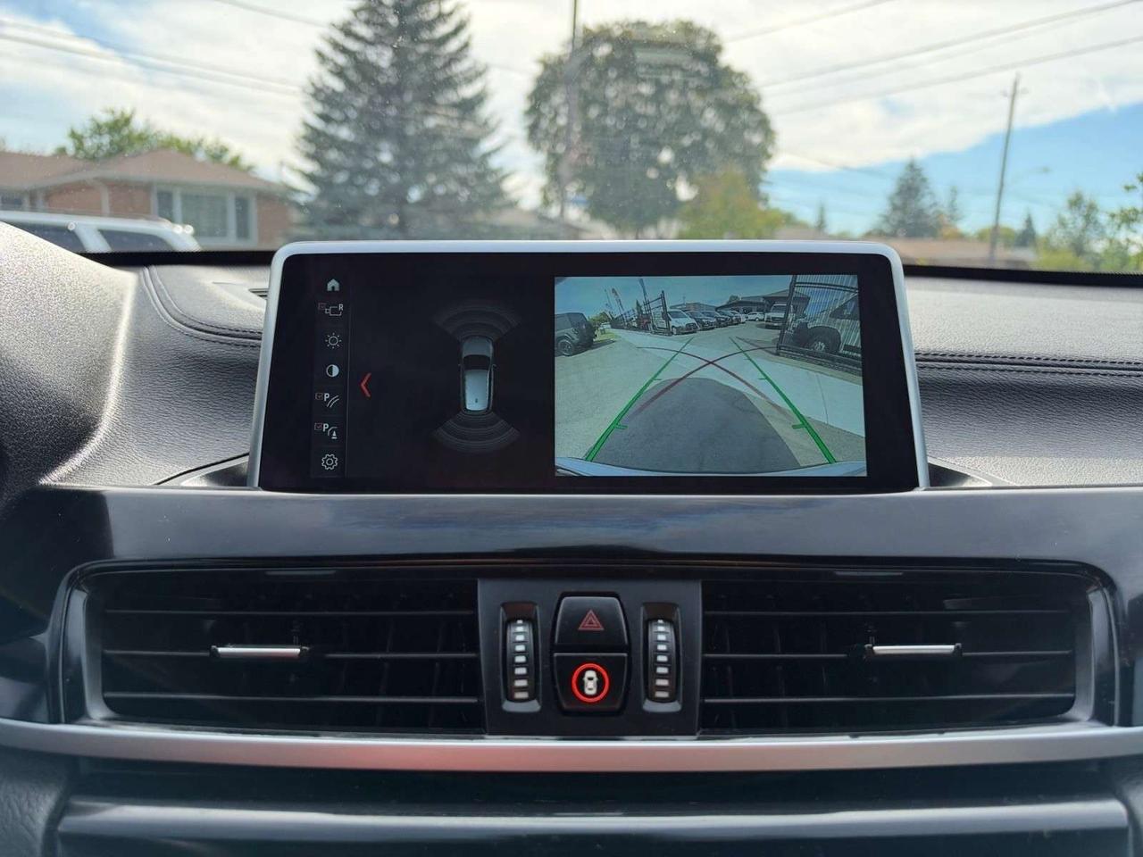 2020 BMW X1 xDrive28i *NO ACCIDENTS / NAVIGATION / CAMERA / LED LIGHTS / LANE ASSIST Photo
