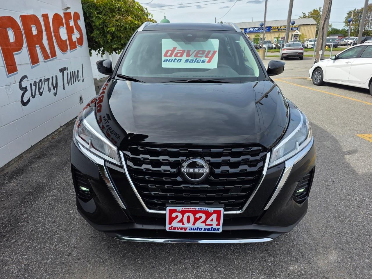 2024 Nissan Kicks SV 4dr Front-Wheel Drive Photo1