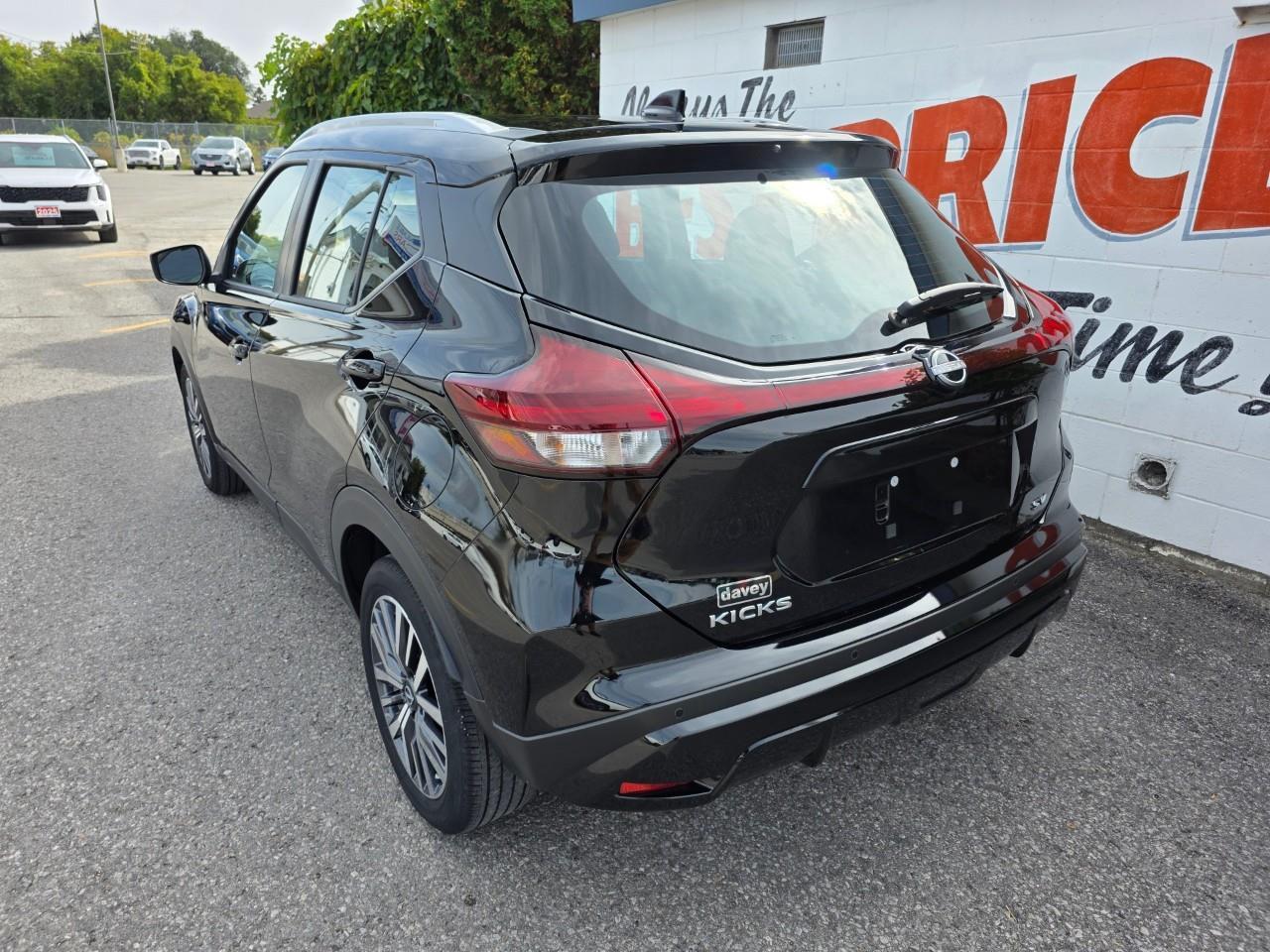 2024 Nissan Kicks SV 4dr Front-Wheel Drive Photo