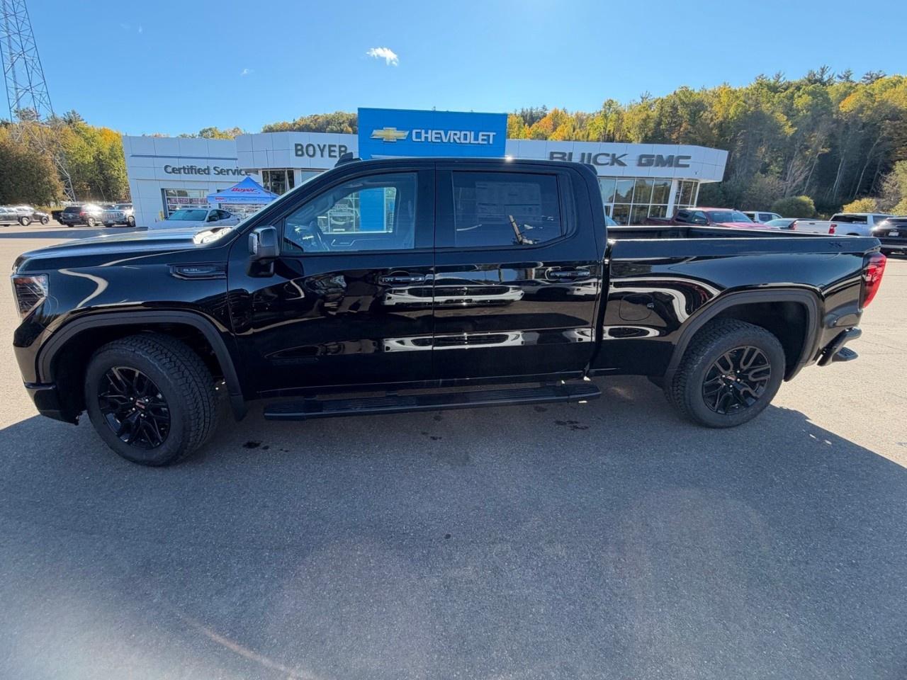 2026 GMC Sierra 1500 Crew Cab Standard Box 4-Wheel Drive Elevation Photo