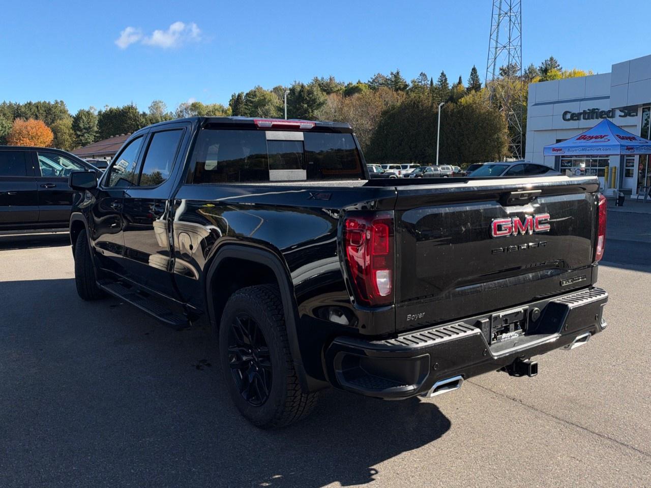 2026 GMC Sierra 1500 Crew Cab Standard Box 4-Wheel Drive Elevation Photo