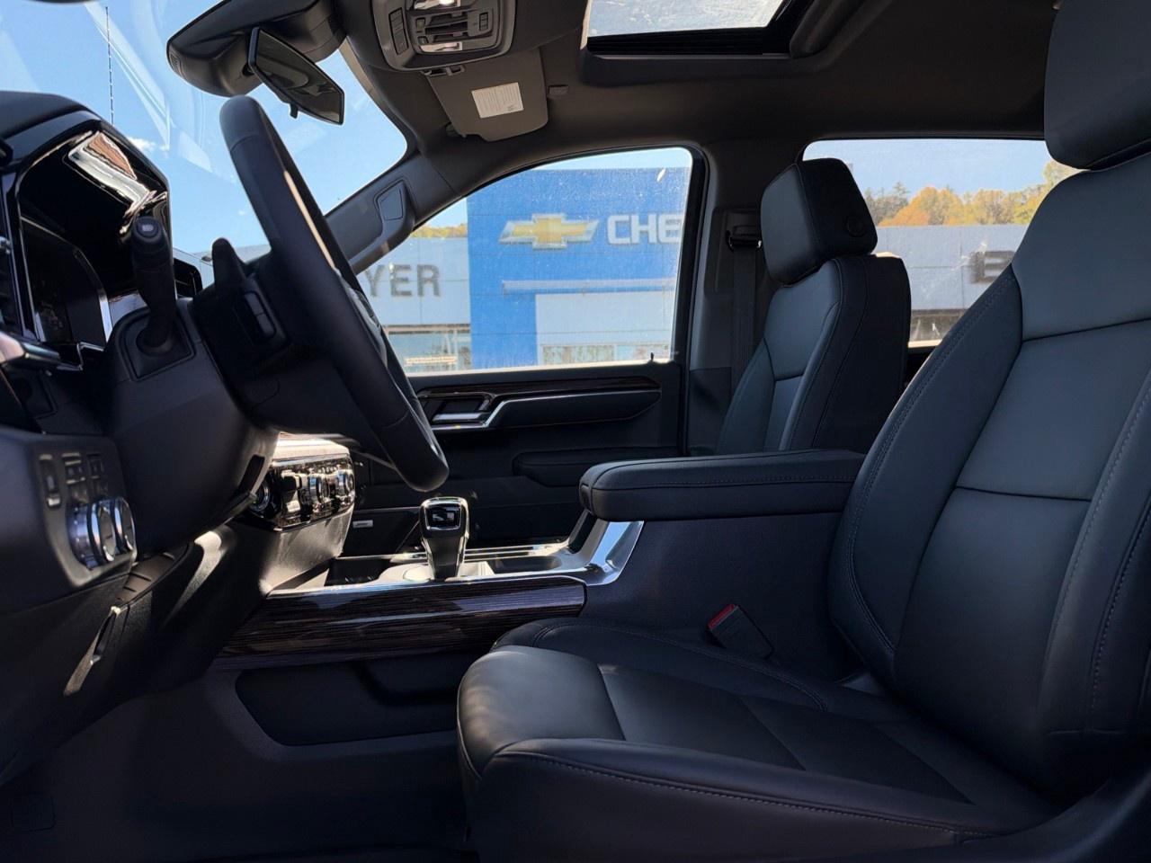 2026 GMC Sierra 1500 Crew Cab Standard Box 4-Wheel Drive Elevation Photo