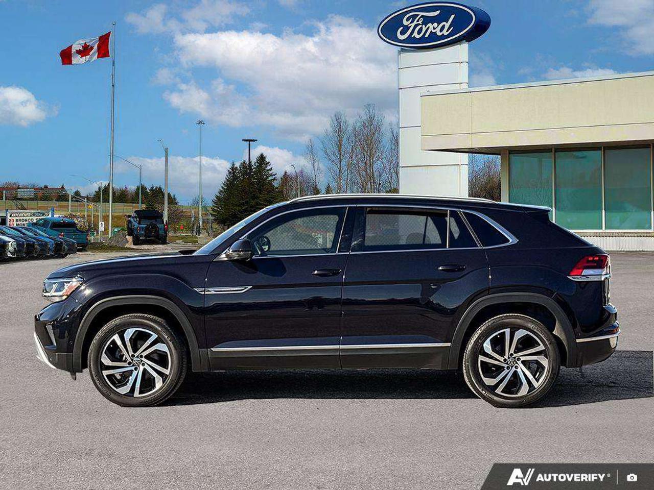 2021 Volkswagen Atlas Execline   MOONROOF   COOLED SEATS Photo3