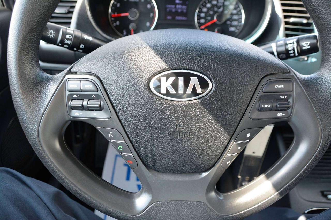 2018 Kia Forte LX Photo
