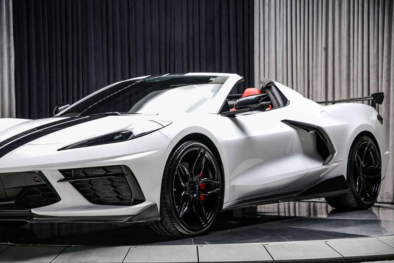 2021 Chevrolet Corvette 3LT CONVERTIBLE Z51 FRONTLIFT AEROKIT HIGHWING Photo