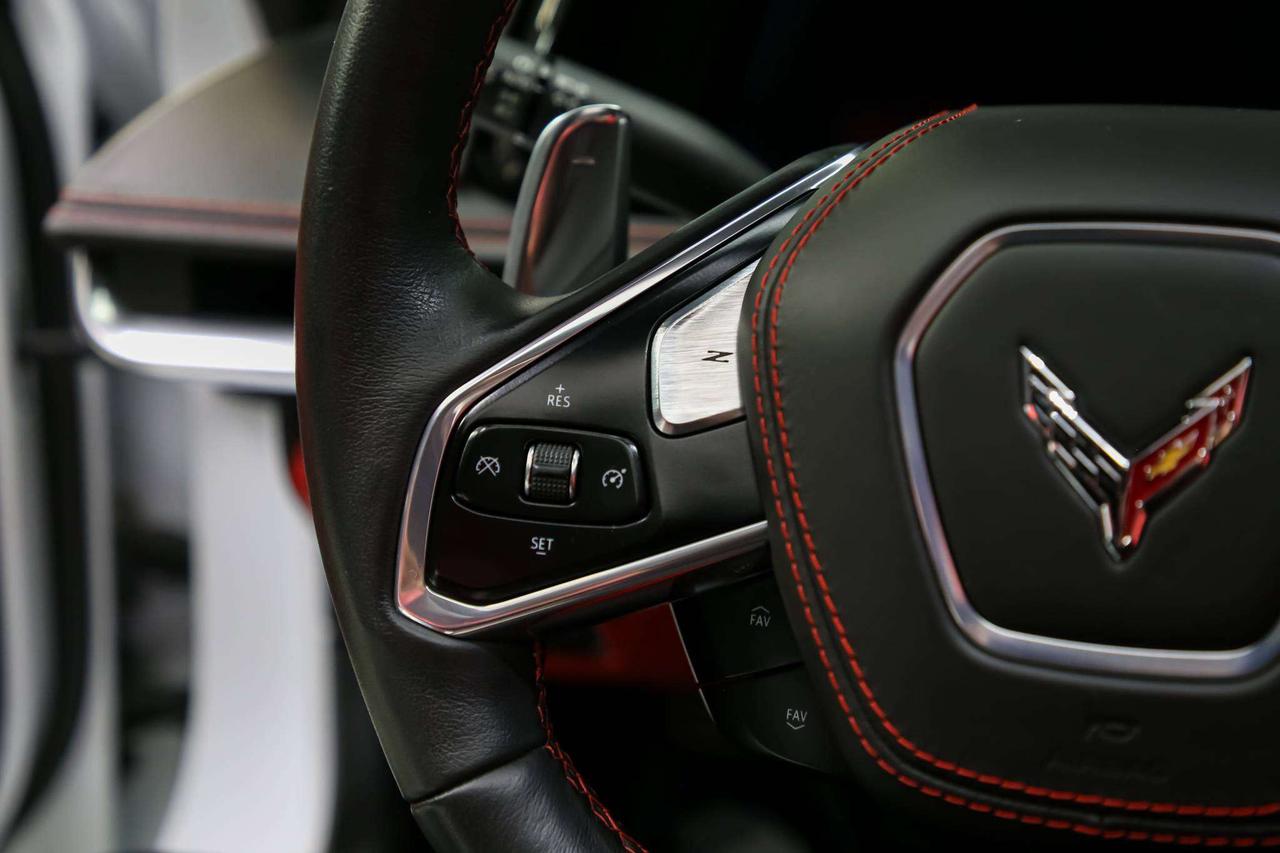 2021 Chevrolet Corvette 3LT CONVERTIBLE Z51 FRONTLIFT AEROKIT HIGHWING Photo