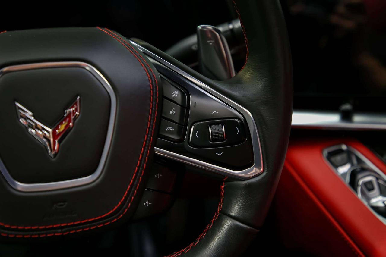 2021 Chevrolet Corvette 3LT CONVERTIBLE Z51 FRONTLIFT AEROKIT HIGHWING Photo
