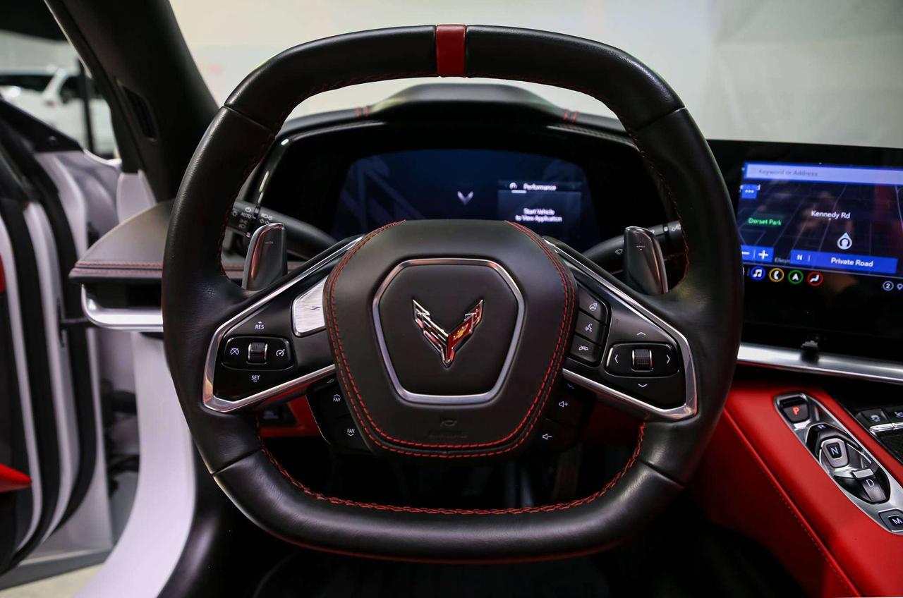 2021 Chevrolet Corvette 3LT CONVERTIBLE Z51 FRONTLIFT AEROKIT HIGHWING Photo