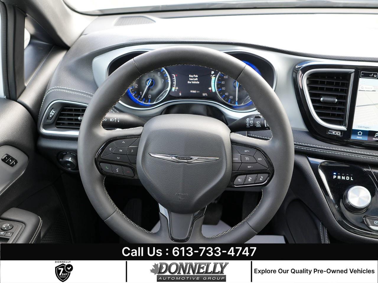 2025 Chrysler Pacifica Limited FWD Photo