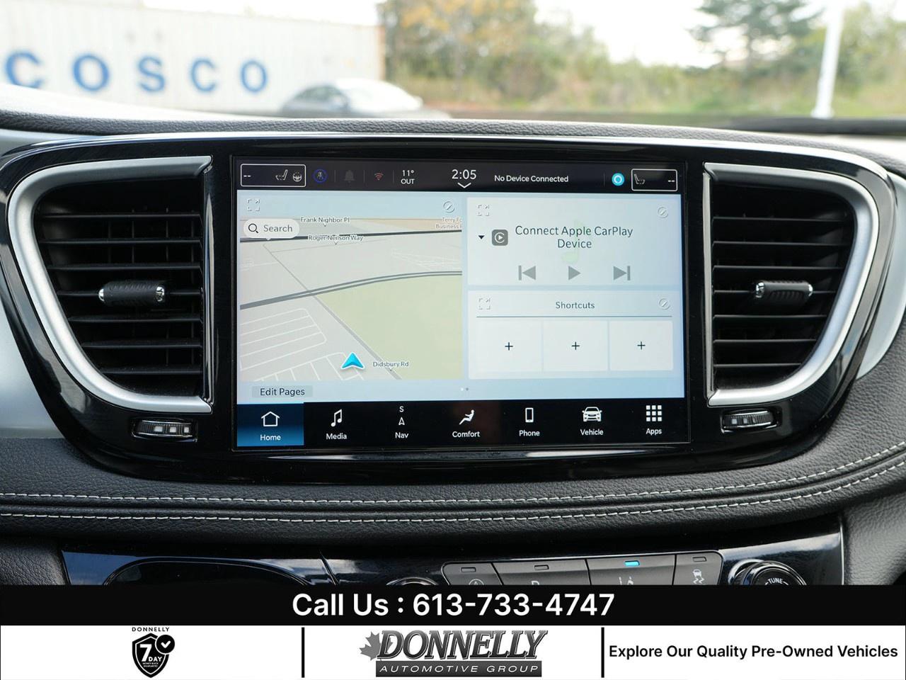 2025 Chrysler Pacifica Limited FWD Photo
