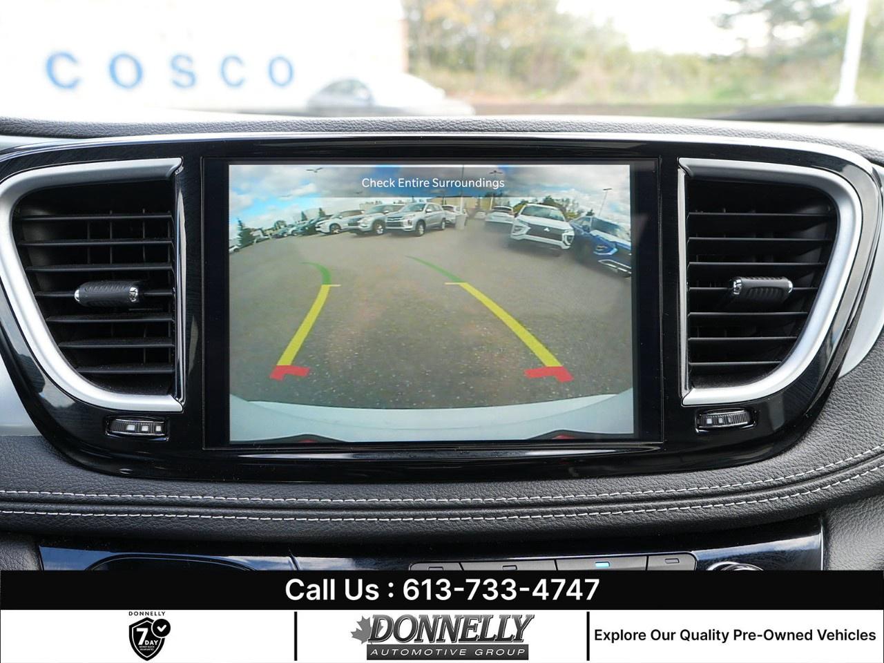2025 Chrysler Pacifica Limited FWD Photo