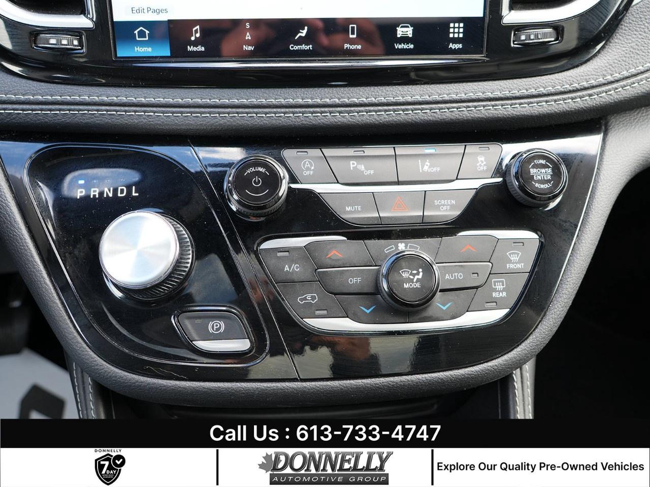 2025 Chrysler Pacifica Limited FWD Photo