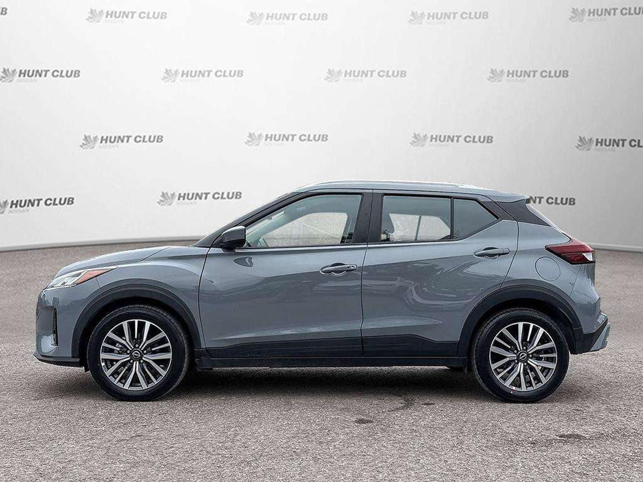 2025 Nissan Kicks SV   Android Auto   Apple Car Play   Heated Seats Photo2