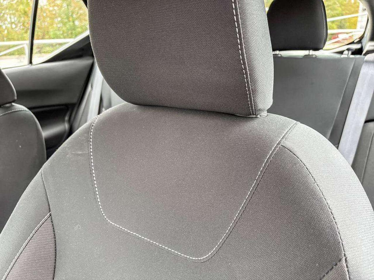 2025 Nissan Kicks SV   Android Auto   Apple Car Play   Heated Seats Photo
