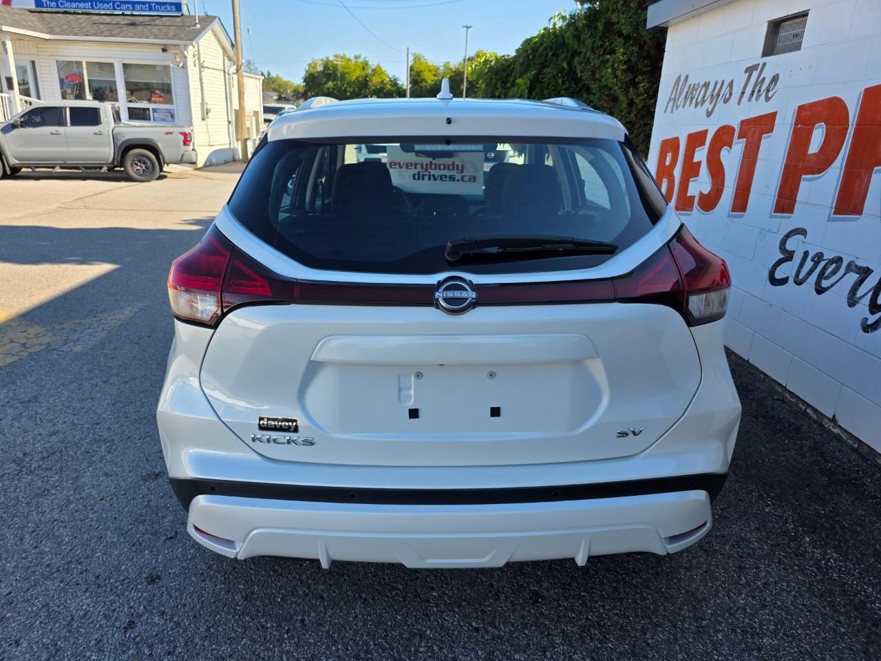 2024 Nissan Kicks SV 4dr Front-Wheel Drive Photo