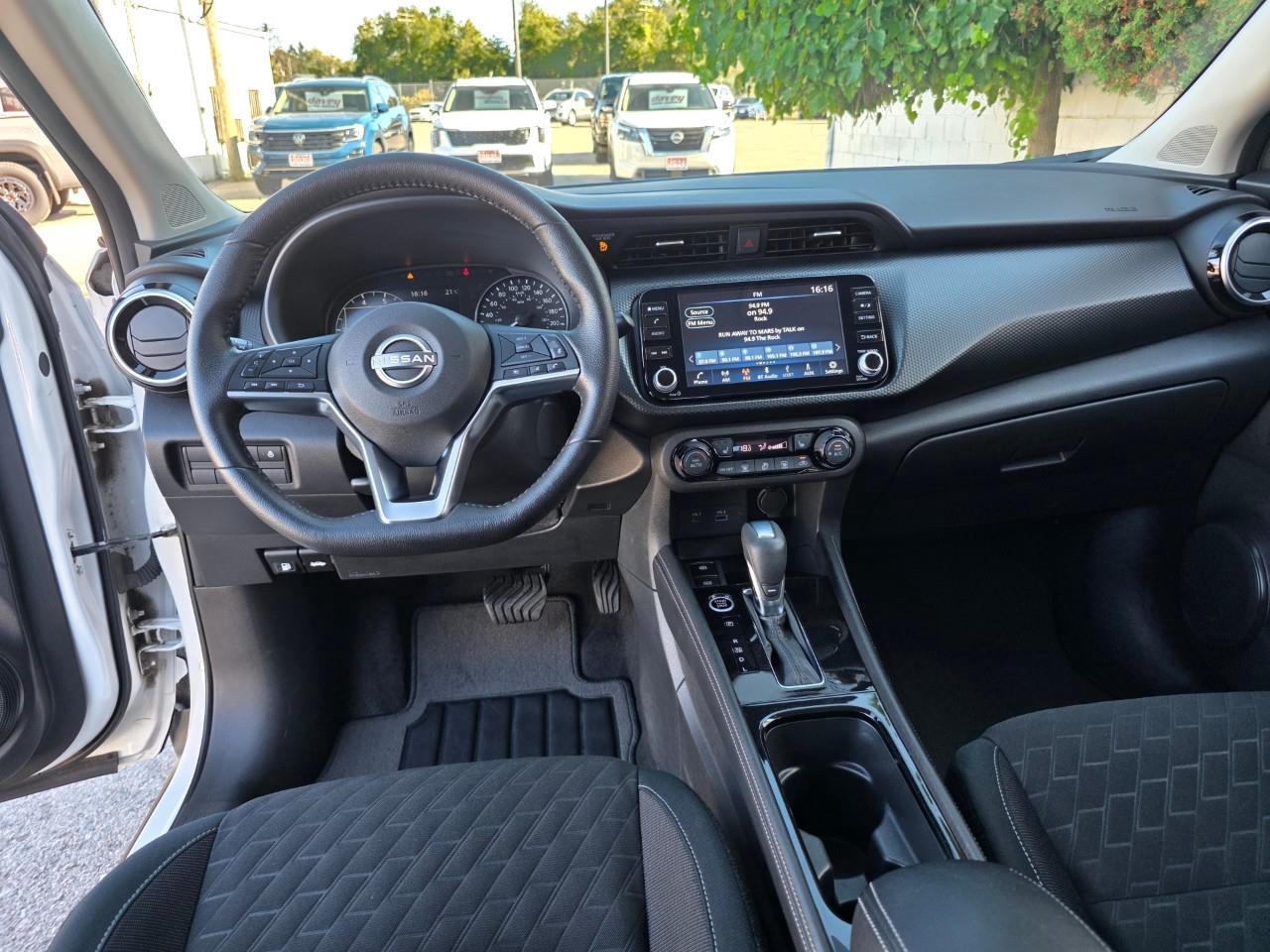 2024 Nissan Kicks SV 4dr Front-Wheel Drive Photo