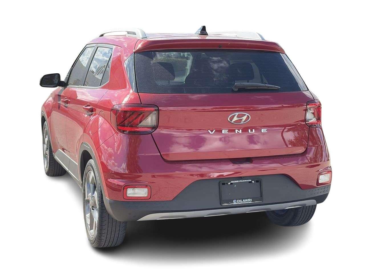2022 Hyundai Venue FWD Trend Remote Starter  Alloy Wheels  Sun/Moonroof  Wired Apple/Android CarPlay Photo