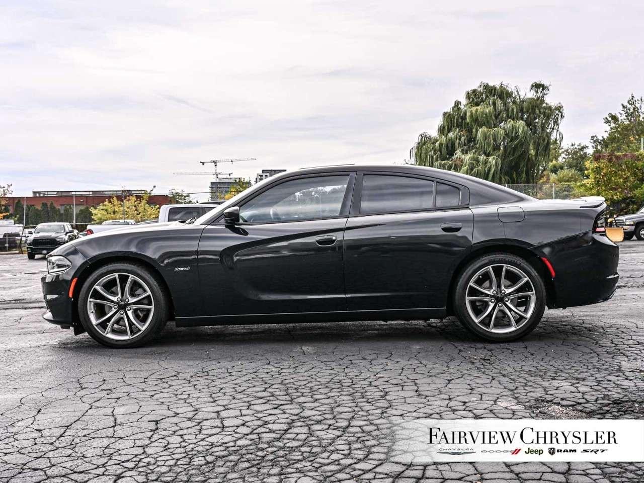 2015 Dodge Charger 4dr Sdn Road/Track RWD SUNROOF   LEATHER   NAV   HEATED/COOLED SEATS   HARMAN/KARDON   ADAPTIVE CRUISE Photo