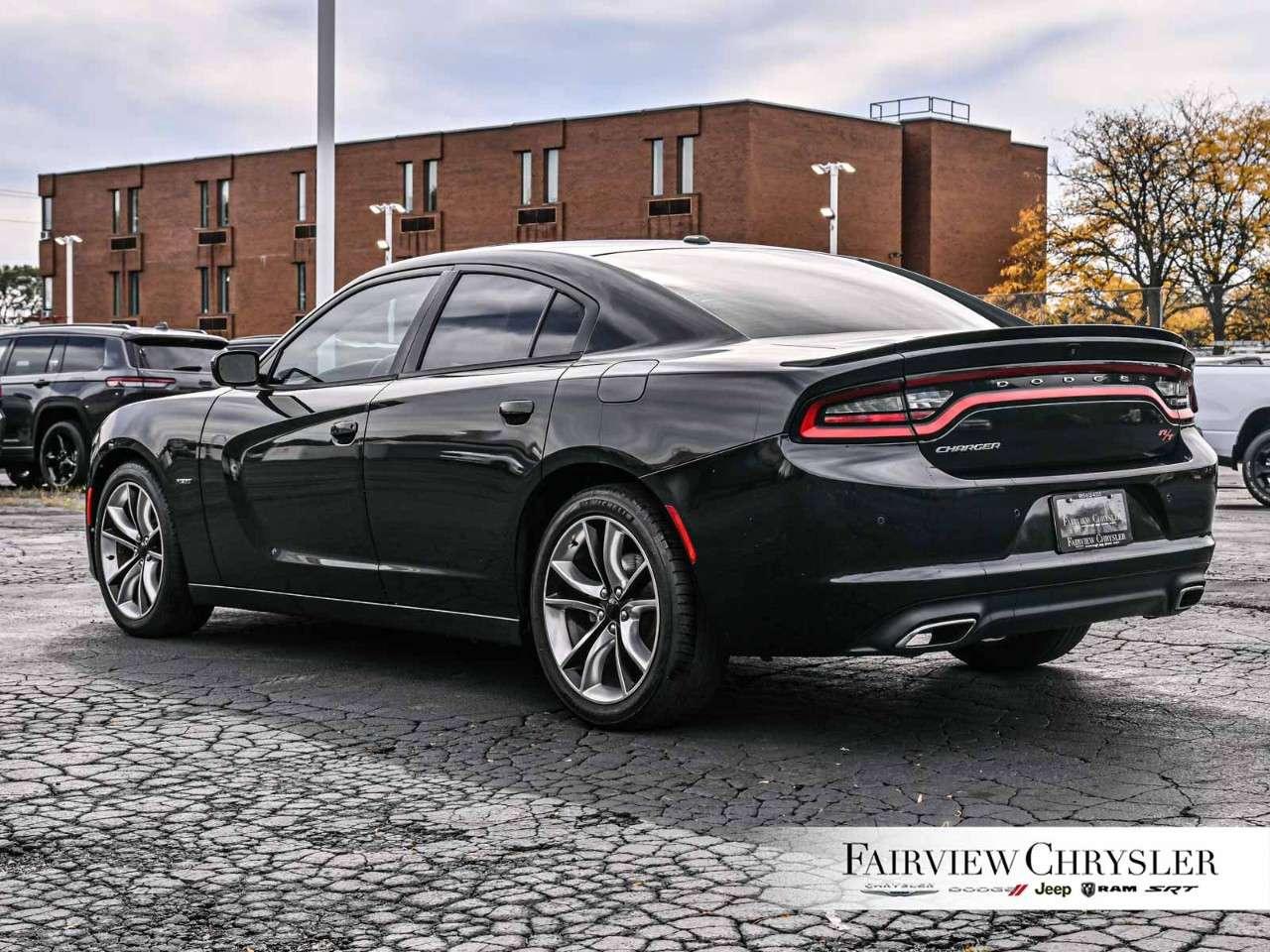 2015 Dodge Charger 4dr Sdn Road/Track RWD SUNROOF   LEATHER   NAV   HEATED/COOLED SEATS   HARMAN/KARDON   ADAPTIVE CRUISE Photo