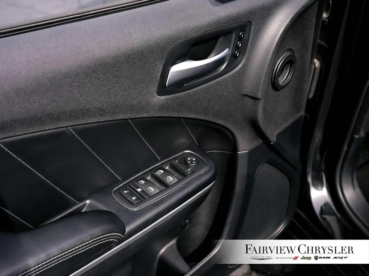 2015 Dodge Charger 4dr Sdn Road/Track RWD SUNROOF   LEATHER   NAV   HEATED/COOLED SEATS   HARMAN/KARDON   ADAPTIVE CRUISE Photo