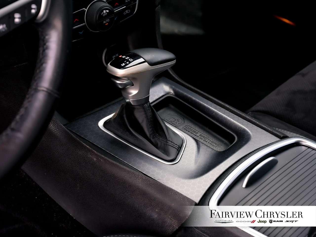 2015 Dodge Charger 4dr Sdn Road/Track RWD SUNROOF   LEATHER   NAV   HEATED/COOLED SEATS   HARMAN/KARDON   ADAPTIVE CRUISE Photo