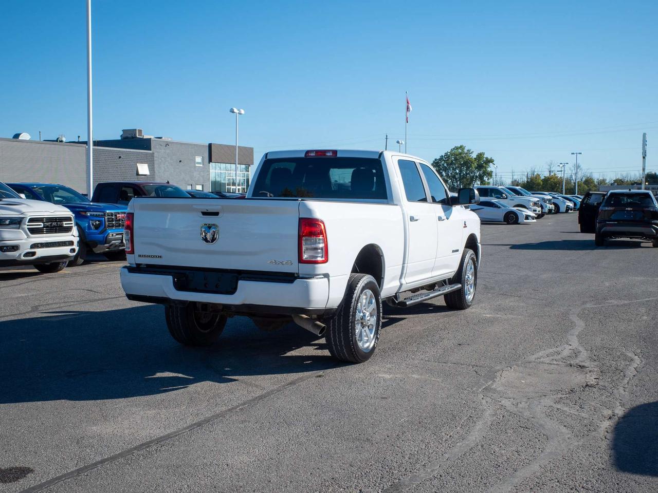 2022 RAM 2500 Big Horn - Keyless Start   Turn Signal Mirrors Photo