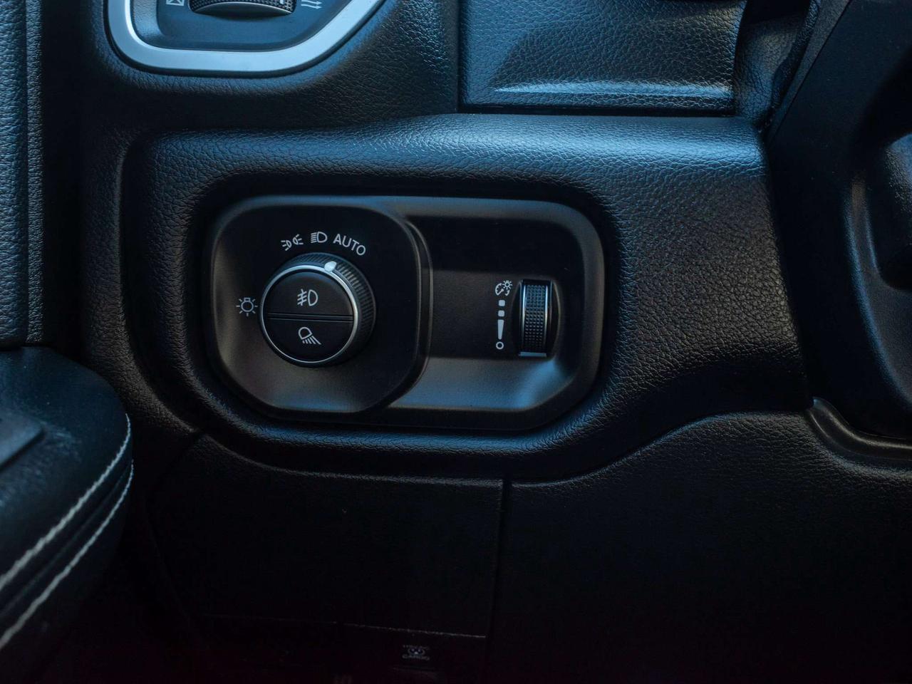 2022 RAM 2500 Big Horn - Keyless Start   Turn Signal Mirrors Photo