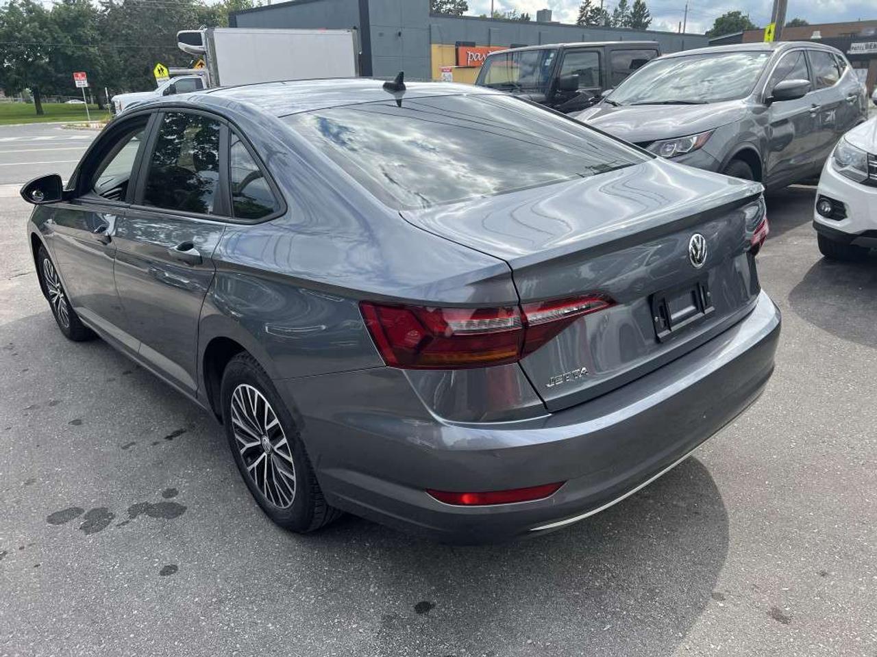 2019 Volkswagen Jetta 1.4T Highline 4dr Sedan Automatic Photo4