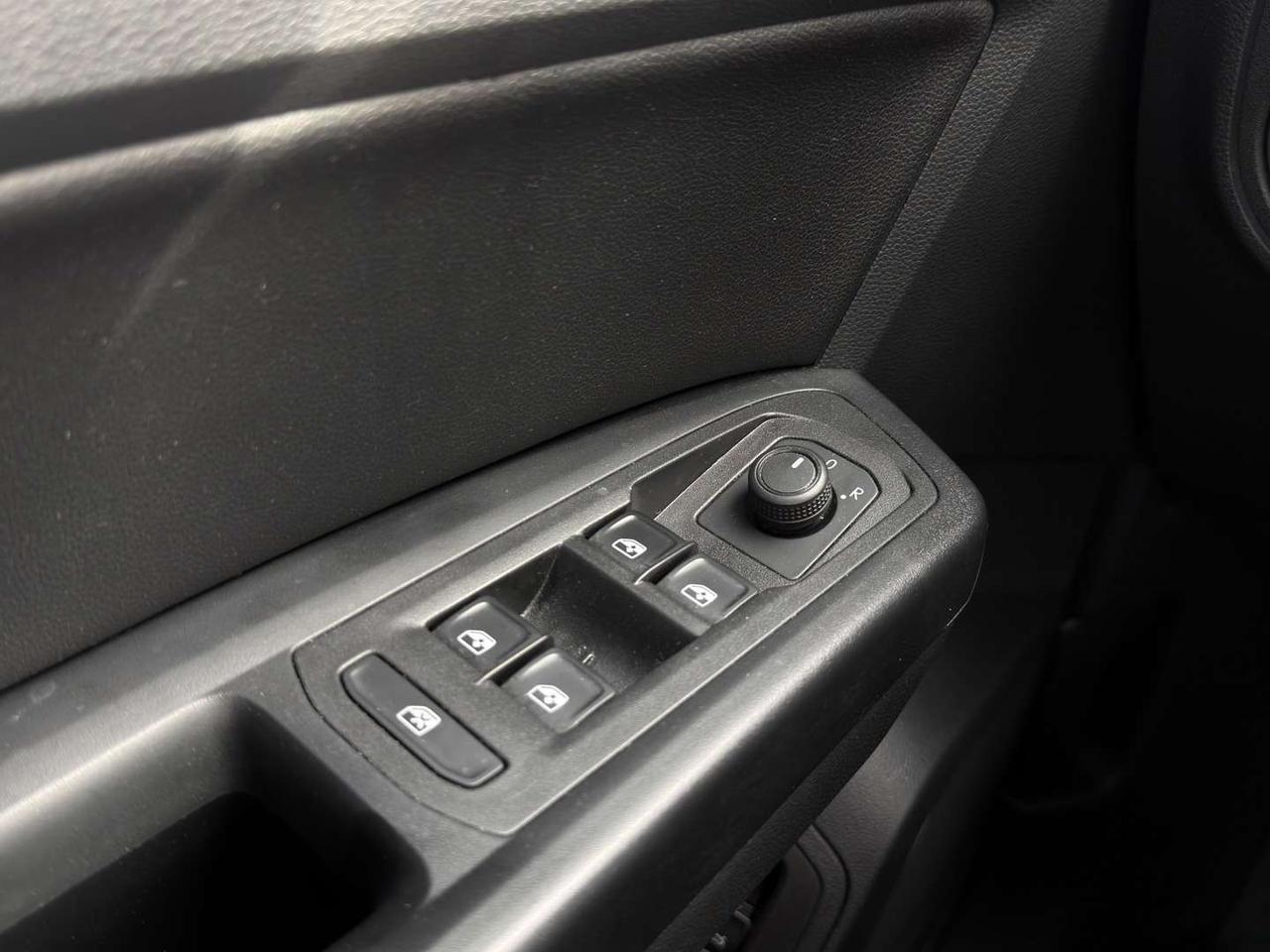 2021 Volkswagen Atlas Comfortline AWD Pearl White   7 Pass   Leather   Blind Spot Photo