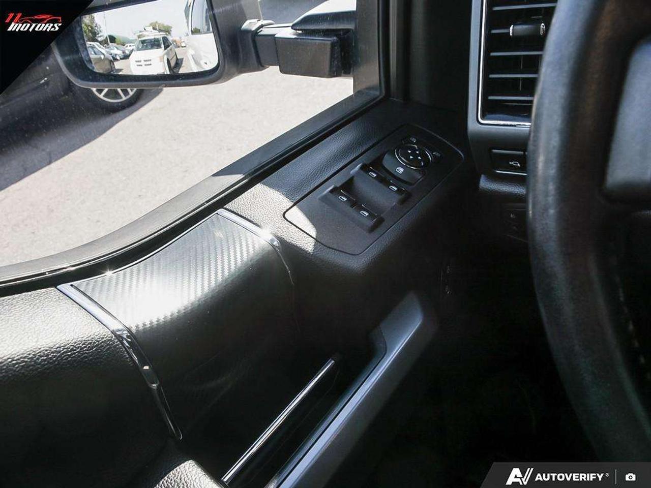 2020 Ford F-150 XLT 4WD SuperCrew 5.5' Box   SUNROOF  NO ACCIDENTS Photo