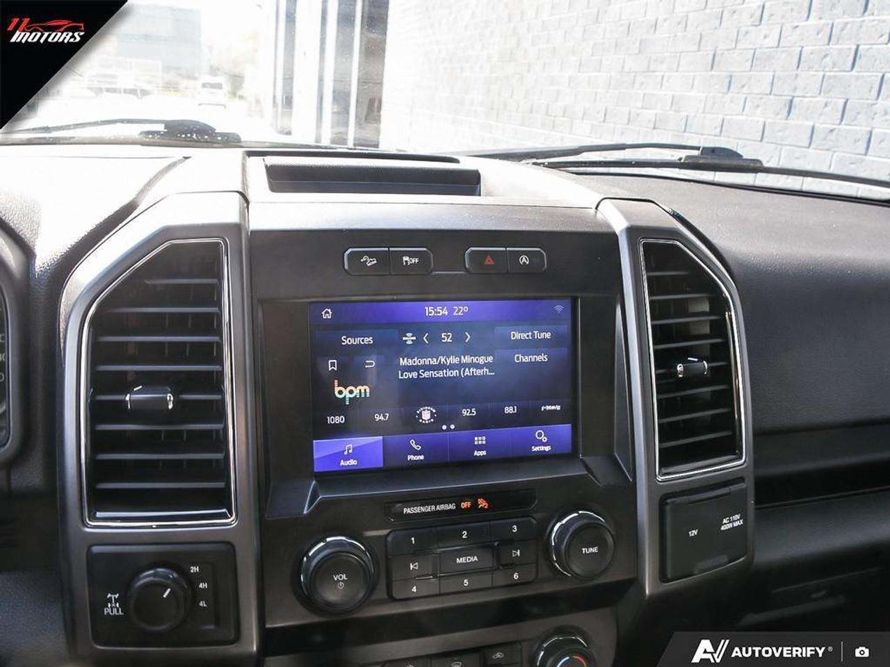 2020 Ford F-150 XLT 4WD SuperCrew 5.5' Box   SUNROOF  NO ACCIDENTS Photo