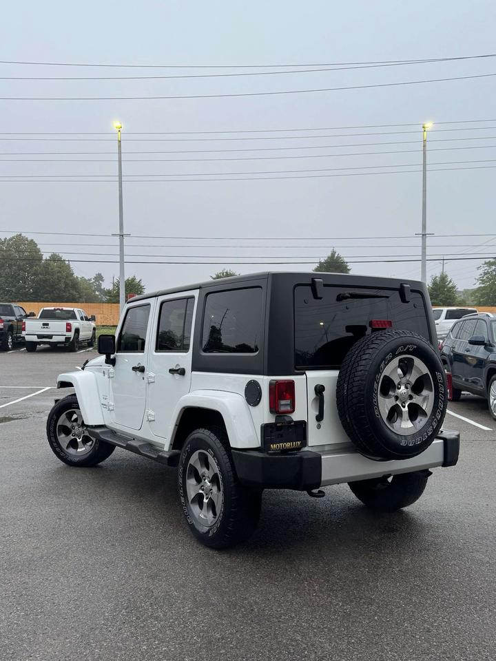 2016 Jeep Wrangler 4WD 4DR SAHARA Photo