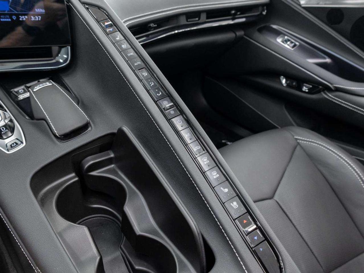2023 Chevrolet Corvette Z06 Convertible 2LZ Photo