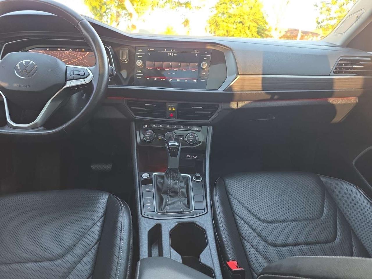 2023 Volkswagen Jetta Highline Auto * NO ACCIDENTS / CARPLAY / ROOF / CAMERA / DRIVER ASSIST Photo