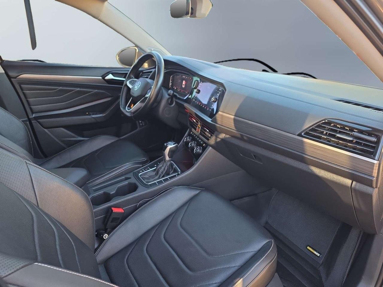 2023 Volkswagen Jetta Highline Auto * NO ACCIDENTS / CARPLAY / ROOF / CAMERA / DRIVER ASSIST Photo