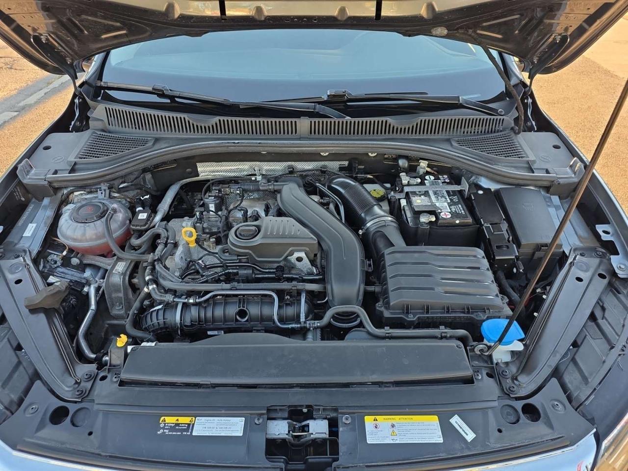 2023 Volkswagen Jetta Highline Auto * NO ACCIDENTS / CARPLAY / ROOF / CAMERA / DRIVER ASSIST Photo
