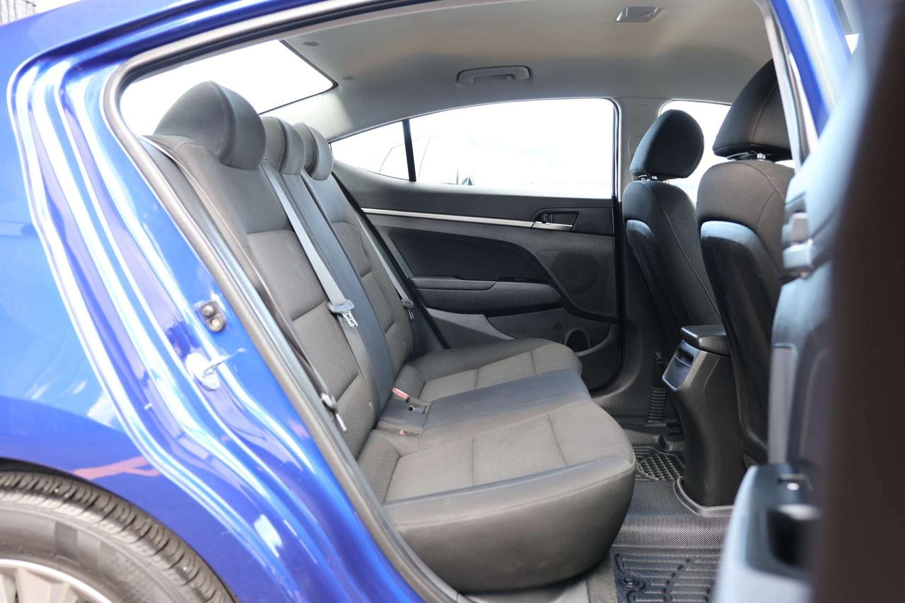 2020 Hyundai Elantra PREFERRED-R STARTER/BCAM/BLIS/H SEATS & STEERING/CARPLAY/BLUETOOTH/CRUISE CONTROL Photo