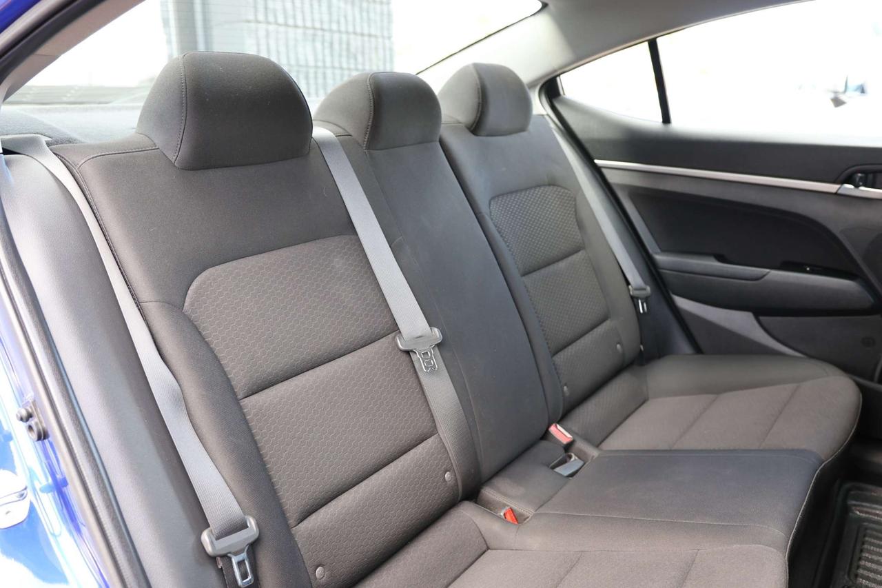 2020 Hyundai Elantra PREFERRED-R STARTER/BCAM/BLIS/H SEATS & STEERING/CARPLAY/BLUETOOTH/CRUISE CONTROL Photo