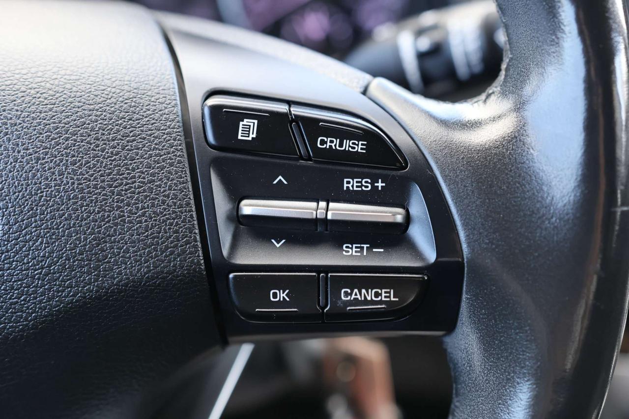 2020 Hyundai Elantra PREFERRED-R STARTER/BCAM/BLIS/H SEATS & STEERING/CARPLAY/BLUETOOTH/CRUISE CONTROL Photo