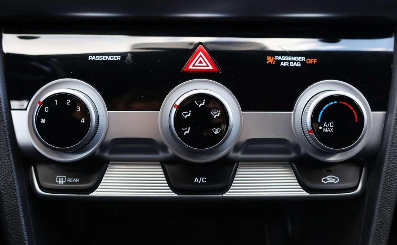 2020 Hyundai Elantra PREFERRED-R STARTER/BCAM/BLIS/H SEATS & STEERING/CARPLAY/BLUETOOTH/CRUISE CONTROL Photo