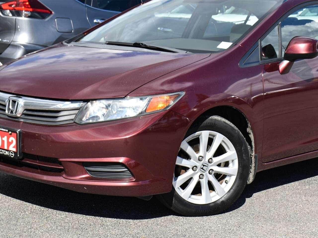 2012 Honda Civic MANUAL TRANSMISSION, FUEL SAVER, GREAT SHAPE Photo2