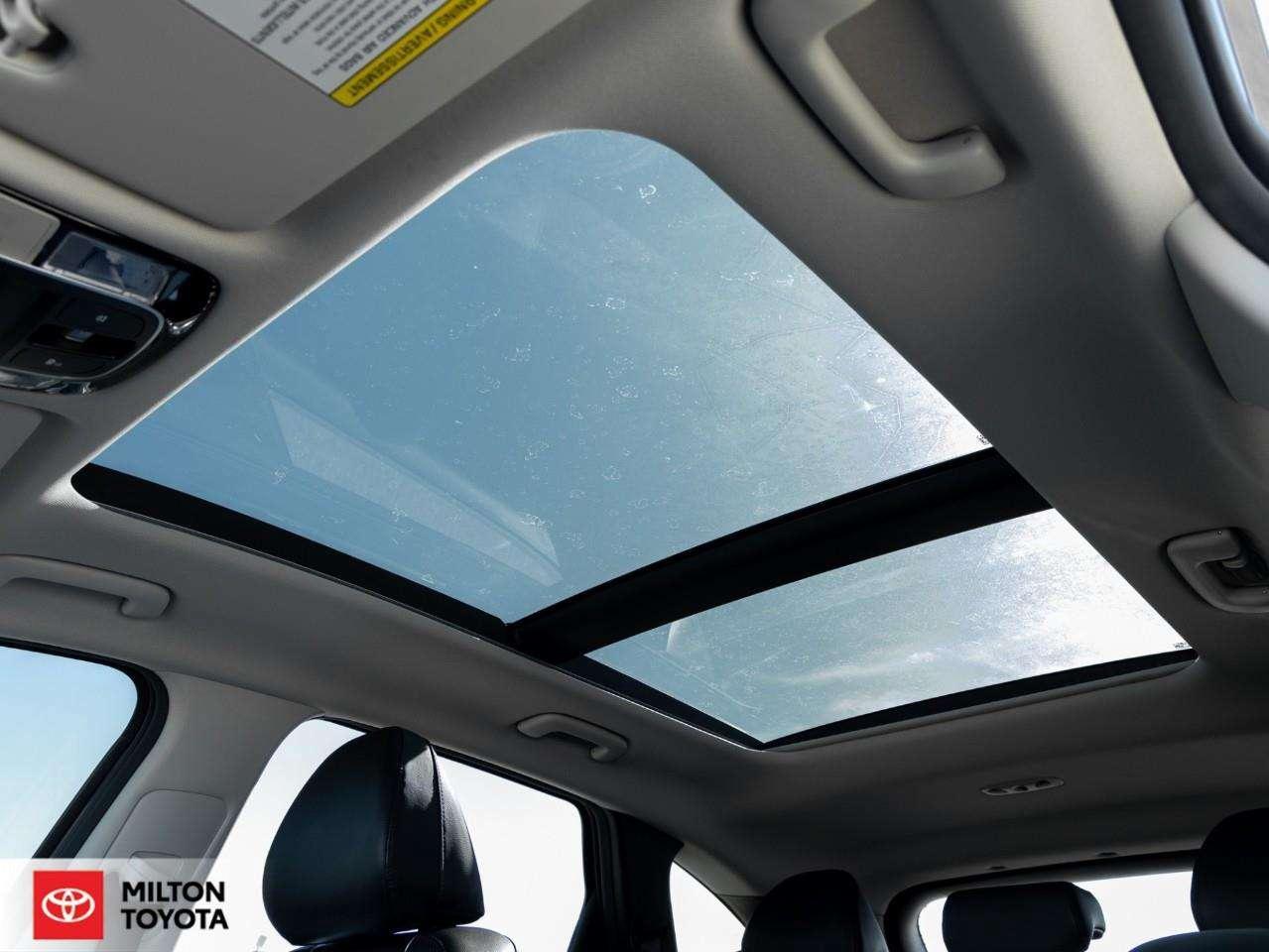 2023 Hyundai Tucson LEATHER PANORAMIC SUNROOF VENTILATED FRONT SEATS ONE OWNER Ultimate Photo