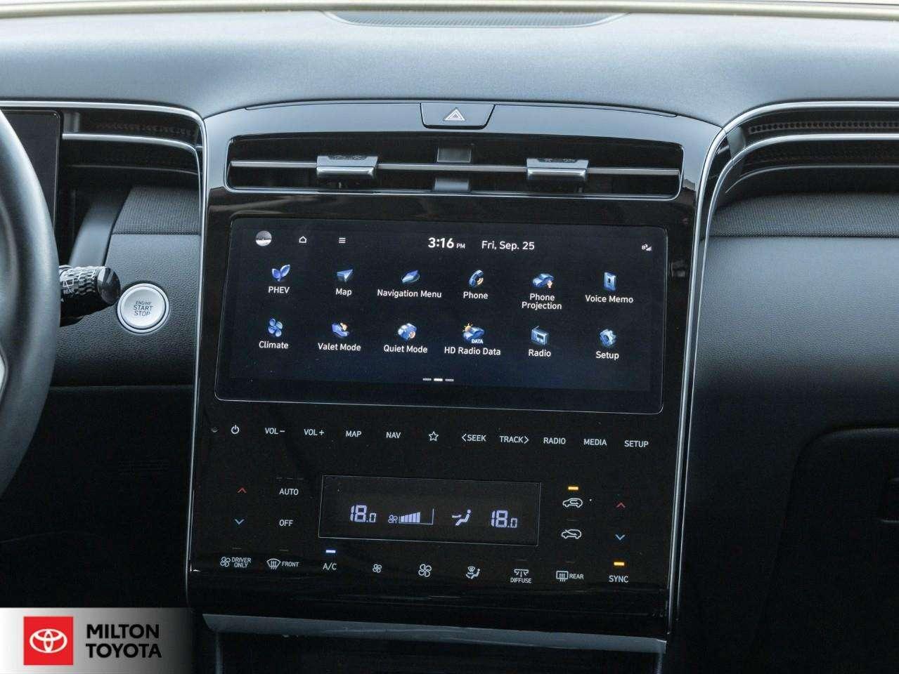 2023 Hyundai Tucson LEATHER PANORAMIC SUNROOF VENTILATED FRONT SEATS ONE OWNER Ultimate Photo