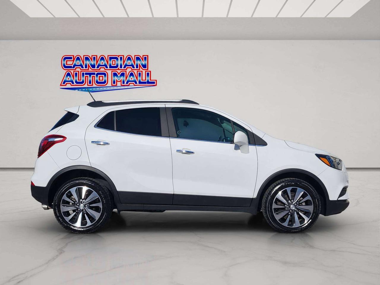 2022 Buick Encore PREFERRED AWD, ALLOYS, A/C, APPLE/ANDROID, 42K! Photo