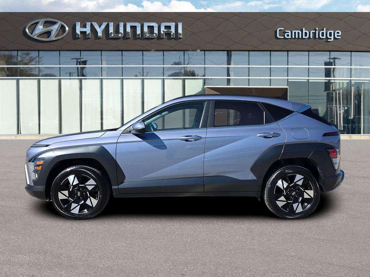 2025 Hyundai KONA Preferred Trend   NO ACCIDENTS LTHR S.ROOF 8.1L/100KM Photo