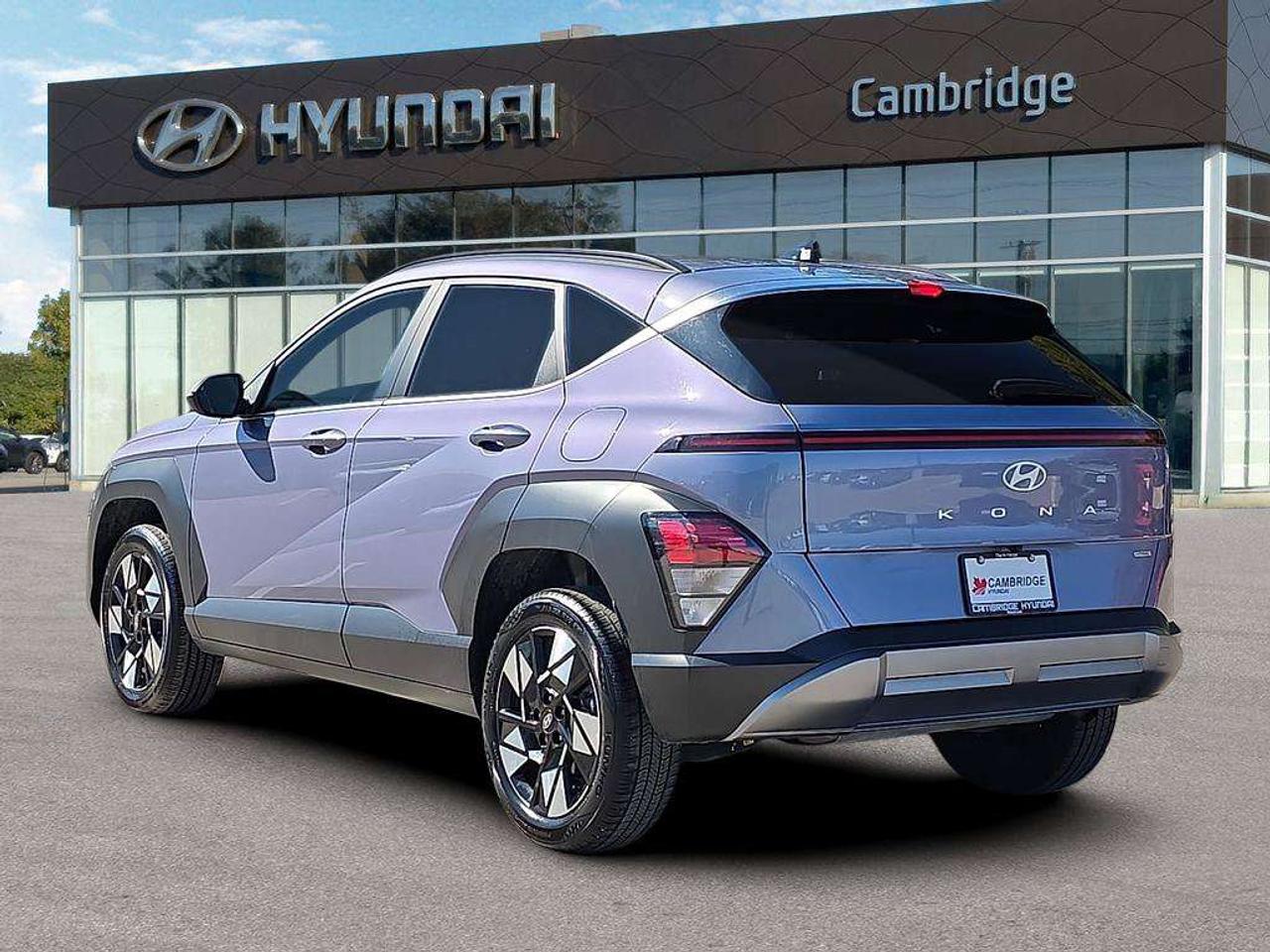 2025 Hyundai KONA Preferred Trend   NO ACCIDENTS LTHR S.ROOF 8.1L/100KM Photo4