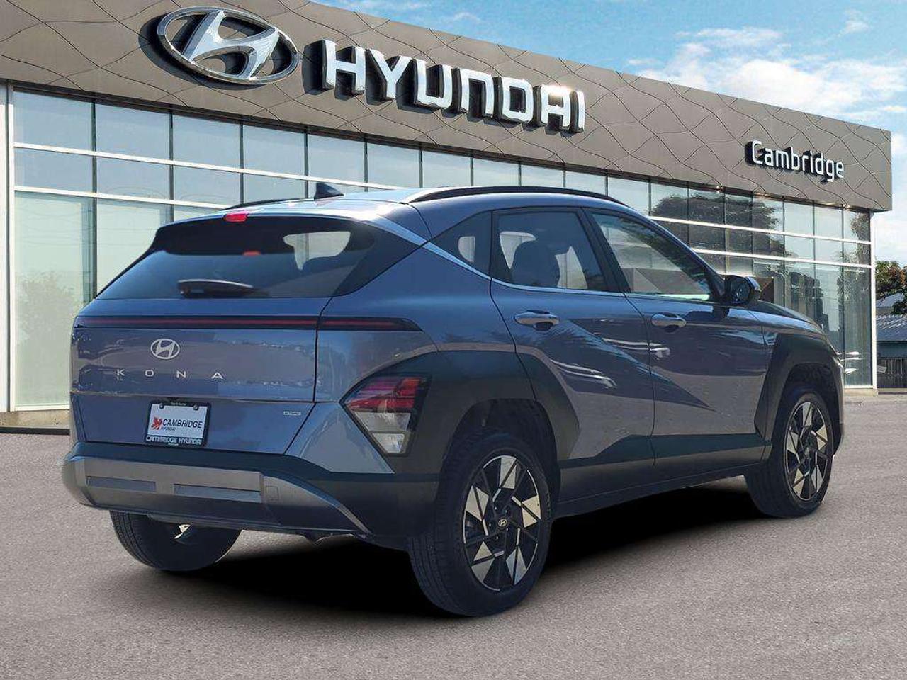 2025 Hyundai KONA Preferred Trend   NO ACCIDENTS LTHR S.ROOF 8.1L/100KM Photo